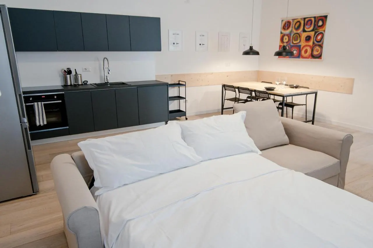 Ferienwohnung Borgovico Garden - The House Of Travelers Como 0*,