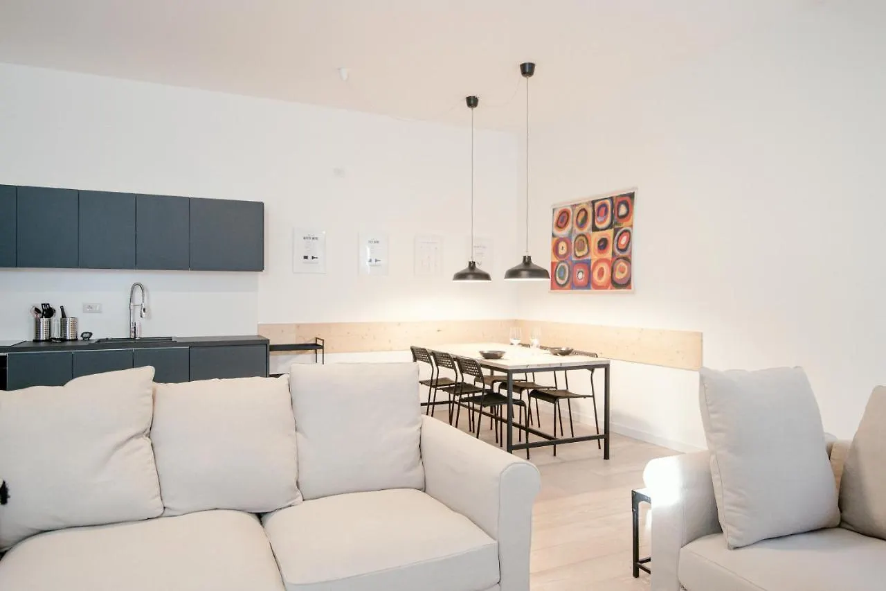 Apartament Borgovico Garden - The House Of Travelers Como Włochy